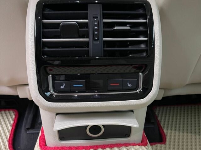 Белый Фольксваген Пассат Вариант, объемом двигателя 2 л и пробегом 254 тыс. км за 17600 $, фото 18 на Automoto.ua