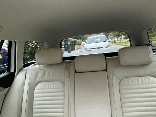 Белый Фольксваген Пассат Вариант, объемом двигателя 2 л и пробегом 254 тыс. км за 17600 $, фото 8 на Automoto.ua