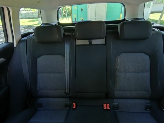 Белый Фольксваген Пассат Вариант, объемом двигателя 1.6 л и пробегом 220 тыс. км за 14750 $, фото 6 на Automoto.ua