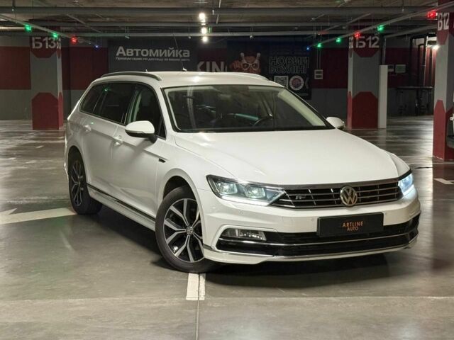 Белый Фольксваген Пассат Вариант, объемом двигателя 2 л и пробегом 168 тыс. км за 17300 $, фото 2 на Automoto.ua