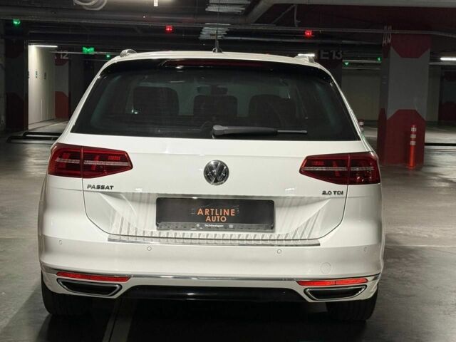 Белый Фольксваген Пассат Вариант, объемом двигателя 2 л и пробегом 168 тыс. км за 17300 $, фото 5 на Automoto.ua
