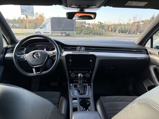 Білий Фольксваген Пассат Варіант, об'ємом двигуна 1.4 л та пробігом 200 тис. км за 18999 $, фото 11 на Automoto.ua