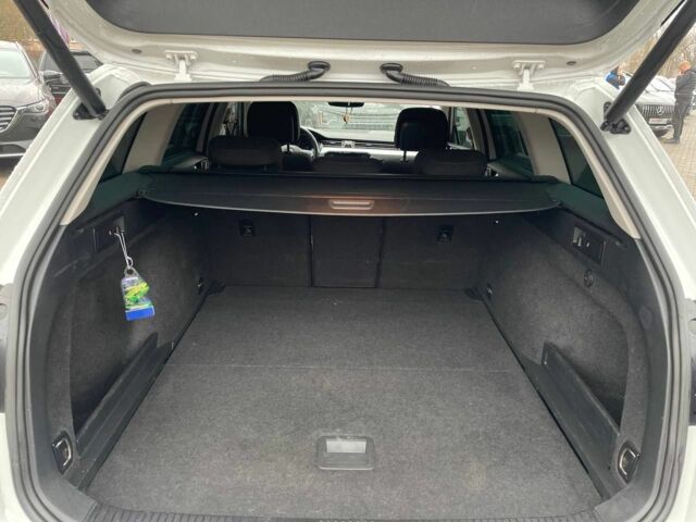 Белый Фольксваген Пассат Вариант, объемом двигателя 2 л и пробегом 265 тыс. км за 19500 $, фото 23 на Automoto.ua