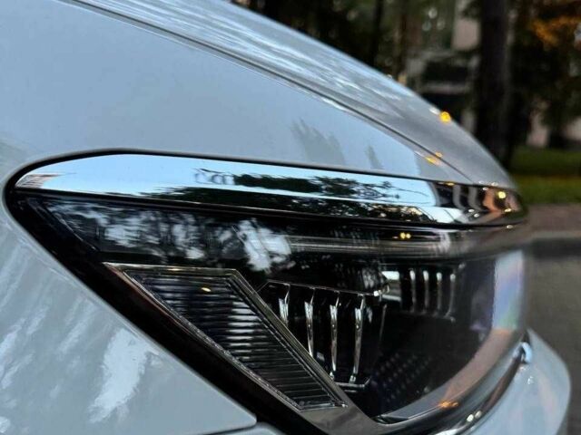 Фольксваген Пассат Вариант 2020 в Киеве на Automoto.ua Белый Фольксваген Пассат Вариант, объемом двигателя 2 л и пробегом 199 тыс. км за 25999 $, фото 14 на Automoto.ua