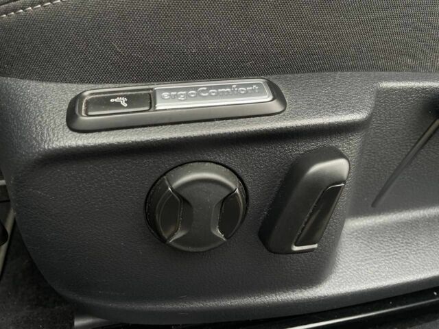 Белый Фольксваген Пассат Вариант, объемом двигателя 2 л и пробегом 265 тыс. км за 19500 $, фото 19 на Automoto.ua