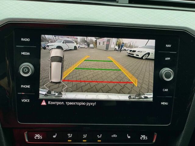 Белый Фольксваген Пассат Вариант, объемом двигателя 2 л и пробегом 265 тыс. км за 19500 $, фото 11 на Automoto.ua