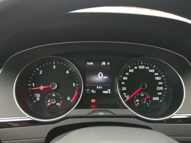 Белый Фольксваген Пассат Вариант, объемом двигателя 2 л и пробегом 210 тыс. км за 25000 $, фото 9 на Automoto.ua