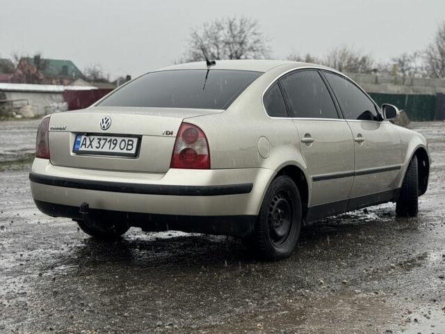 Бежевый Фольксваген Пассат Вариант, объемом двигателя 1.9 л и пробегом 300 тыс. км за 5650 $, фото 2 на Automoto.ua