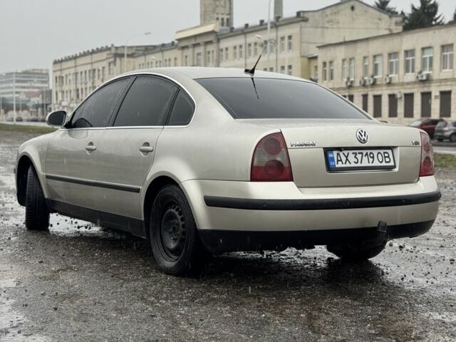 Бежевый Фольксваген Пассат Вариант, объемом двигателя 1.9 л и пробегом 300 тыс. км за 5650 $, фото 1 на Automoto.ua
