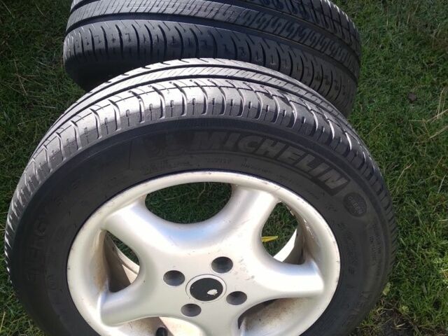 Бежевый Фольксваген Пассат Вариант, объемом двигателя 1 л и пробегом 200 тыс. км за 1050 $, фото 7 на Automoto.ua