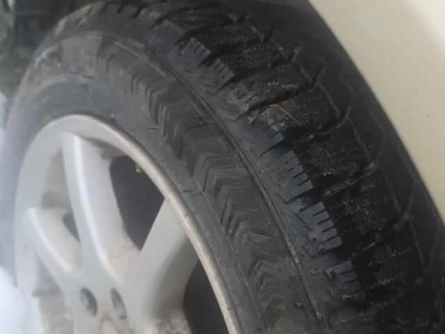 Бежевий Фольксваген Пассат Варіант, об'ємом двигуна 1.9 л та пробігом 400 тис. км за 2900 $, фото 6 на Automoto.ua