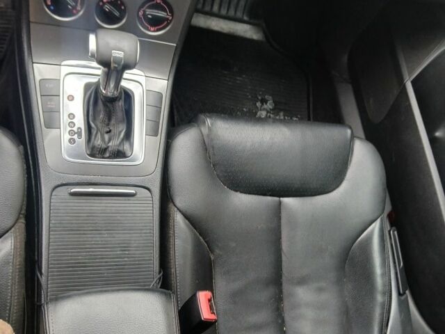 Бежевий Фольксваген Пассат Варіант, об'ємом двигуна 2 л та пробігом 350 тис. км за 2150 $, фото 8 на Automoto.ua