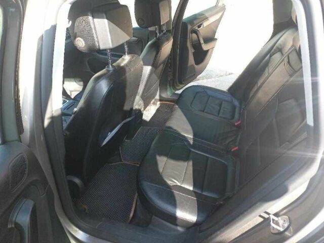 Бежевый Фольксваген Пассат Вариант, объемом двигателя 2 л и пробегом 346 тыс. км за 10000 $, фото 4 на Automoto.ua