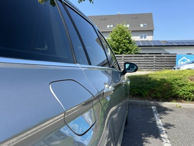 Бежевый Фольксваген Пассат Вариант, объемом двигателя 2 л и пробегом 255 тыс. км за 15119 $, фото 5 на Automoto.ua