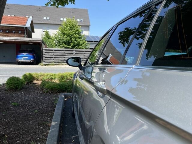 Бежевый Фольксваген Пассат Вариант, объемом двигателя 2 л и пробегом 255 тыс. км за 15119 $, фото 6 на Automoto.ua