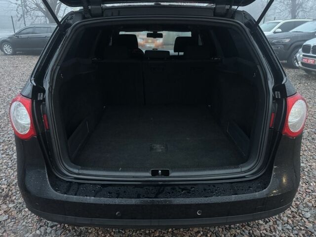 Черный Фольксваген Пассат Вариант, объемом двигателя 2 л и пробегом 317 тыс. км за 5450 $, фото 17 на Automoto.ua