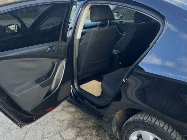 Чорний Фольксваген Пассат Варіант, об'ємом двигуна 1.6 л та пробігом 195 тис. км за 4700 $, фото 5 на Automoto.ua