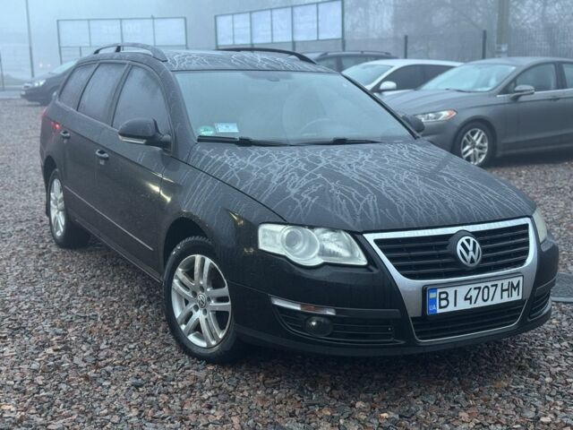 Черный Фольксваген Пассат Вариант, объемом двигателя 2 л и пробегом 317 тыс. км за 5450 $, фото 1 на Automoto.ua