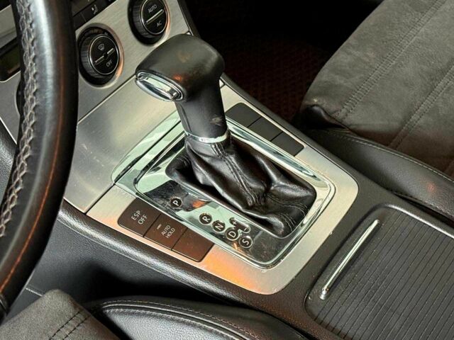 Чорний Фольксваген Пассат Варіант, об'ємом двигуна 1.8 л та пробігом 275 тис. км за 6990 $, фото 11 на Automoto.ua