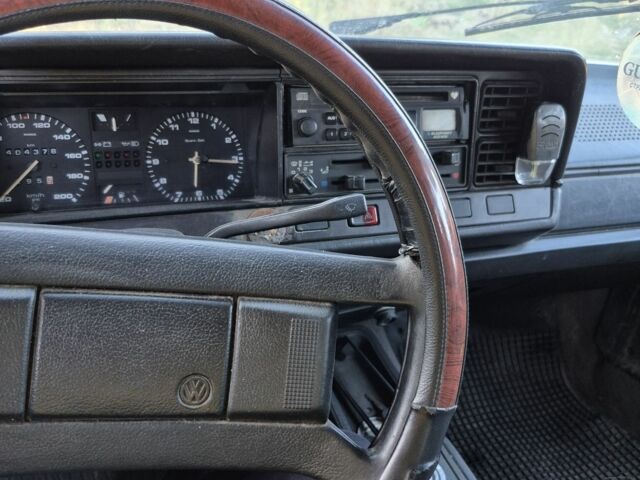 Чорний Фольксваген Пассат Варіант, об'ємом двигуна 1.6 л та пробігом 400 тис. км за 580 $, фото 4 на Automoto.ua