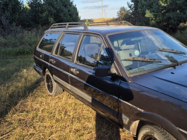 Чорний Фольксваген Пассат Варіант, об'ємом двигуна 1.6 л та пробігом 400 тис. км за 580 $, фото 3 на Automoto.ua