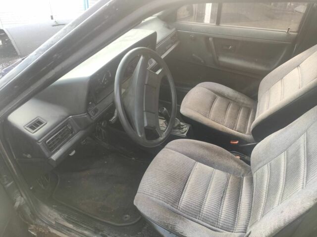 Черный Фольксваген Пассат Вариант, объемом двигателя 1.8 л и пробегом 450 тыс. км за 650 $, фото 2 на Automoto.ua