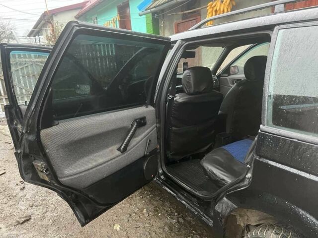 Чорний Фольксваген Пассат Варіант, об'ємом двигуна 1.6 л та пробігом 2 тис. км за 900 $, фото 11 на Automoto.ua