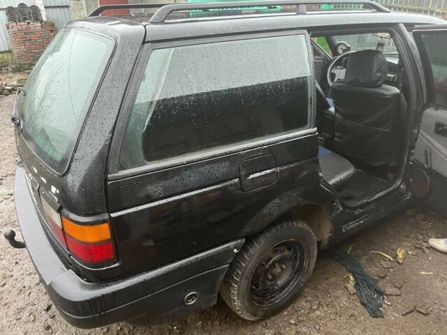 Чорний Фольксваген Пассат Варіант, об'ємом двигуна 1.6 л та пробігом 2 тис. км за 900 $, фото 12 на Automoto.ua