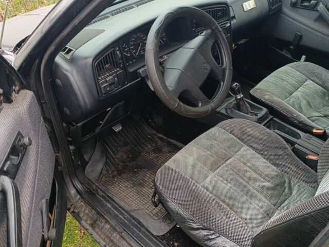 Чорний Фольксваген Пассат Варіант, об'ємом двигуна 1.8 л та пробігом 140 тис. км за 1800 $, фото 4 на Automoto.ua