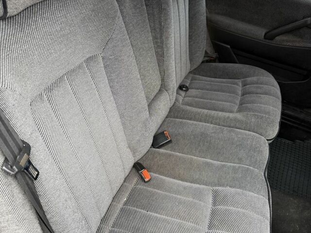 Черный Фольксваген Пассат Вариант, объемом двигателя 1.8 л и пробегом 326 тыс. км за 1350 $, фото 14 на Automoto.ua