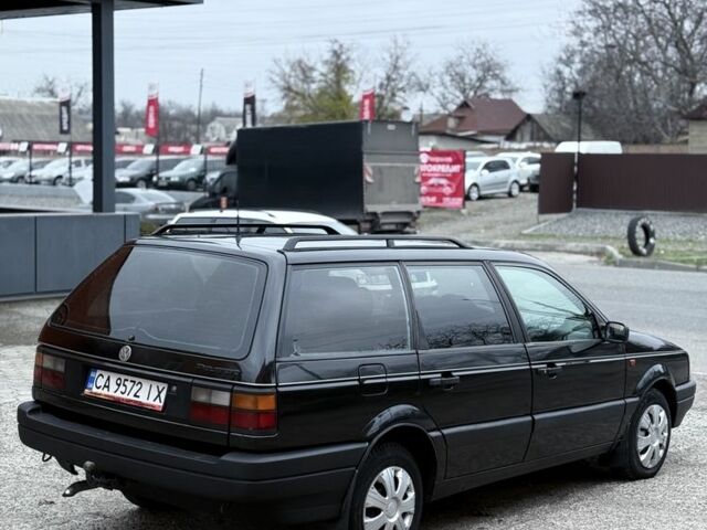 Черный Фольксваген Пассат Вариант, объемом двигателя 1.9 л и пробегом 359 тыс. км за 2500 $, фото 7 на Automoto.ua