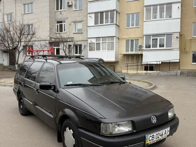 Черный Фольксваген Пассат Вариант, объемом двигателя 1.8 л и пробегом 326 тыс. км за 1350 $, фото 3 на Automoto.ua