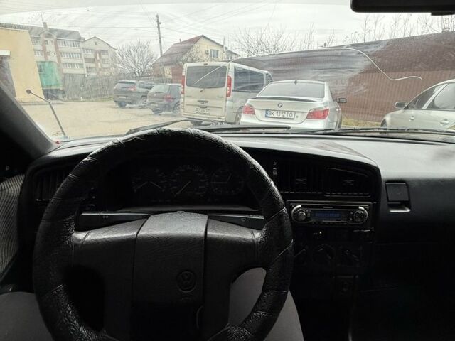 Черный Фольксваген Пассат Вариант, объемом двигателя 1.8 л и пробегом 326 тыс. км за 1350 $, фото 21 на Automoto.ua