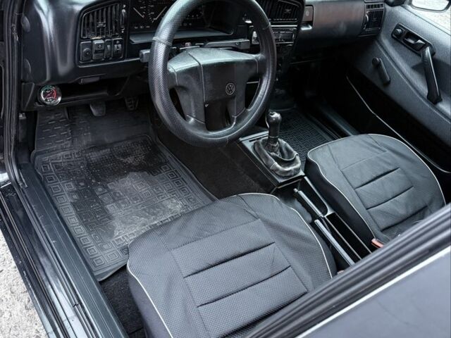 Черный Фольксваген Пассат Вариант, объемом двигателя 1.9 л и пробегом 359 тыс. км за 2500 $, фото 10 на Automoto.ua