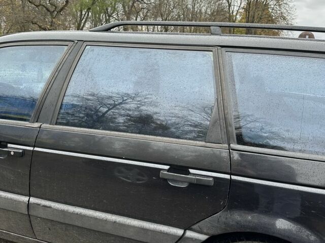 Чорний Фольксваген Пассат Варіант, об'ємом двигуна 1.8 л та пробігом 528 тис. км за 2650 $, фото 10 на Automoto.ua