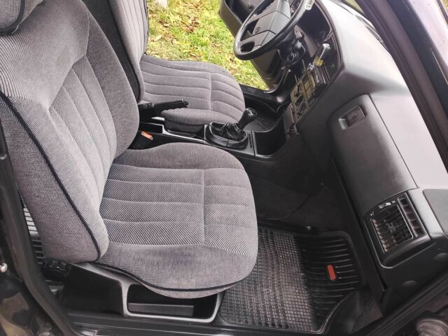 Фольксваген Пассат Вариант 1992 в Ровно на Automoto.ua Черный Фольксваген Пассат Вариант, объемом двигателя 1.8 л и пробегом 241 тыс. км за 2258 $, фото 7 на Automoto.ua