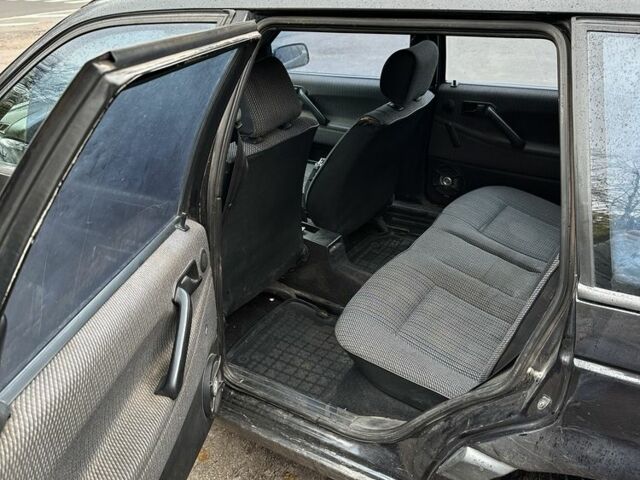 Чорний Фольксваген Пассат Варіант, об'ємом двигуна 1.8 л та пробігом 528 тис. км за 2650 $, фото 14 на Automoto.ua