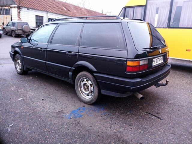 Черный Фольксваген Пассат Вариант, объемом двигателя 1.9 л и пробегом 333 тыс. км за 2500 $, фото 2 на Automoto.ua