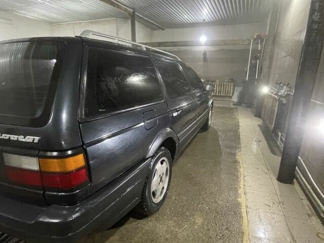 Черный Фольксваген Пассат Вариант, объемом двигателя 2 л и пробегом 328 тыс. км за 1799 $, фото 1 на Automoto.ua