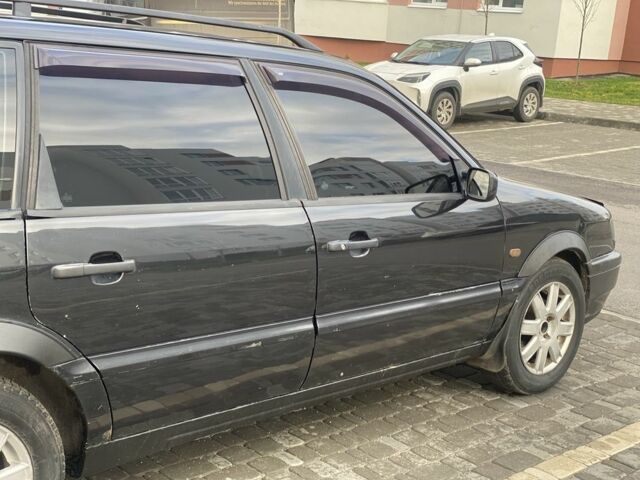 Черный Фольксваген Пассат Вариант, объемом двигателя 1.8 л и пробегом 415 тыс. км за 2299 $, фото 16 на Automoto.ua