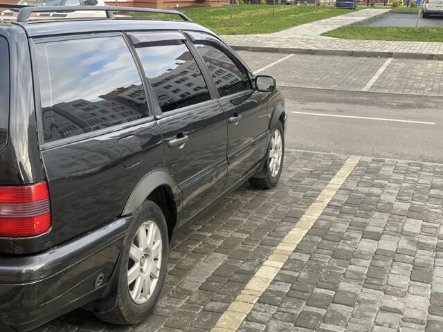 Черный Фольксваген Пассат Вариант, объемом двигателя 1.8 л и пробегом 415 тыс. км за 2299 $, фото 14 на Automoto.ua
