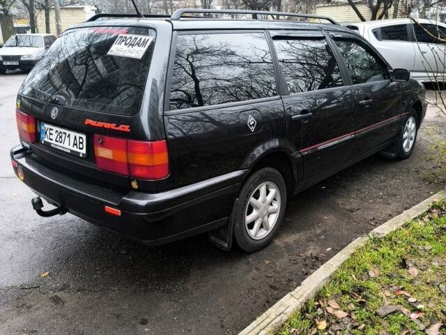 Чорний Фольксваген Пассат Варіант, об'ємом двигуна 2 л та пробігом 300 тис. км за 2800 $, фото 7 на Automoto.ua