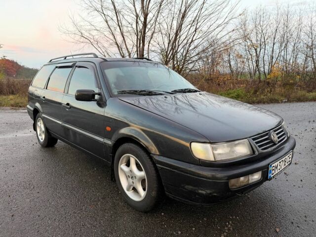 Фольксваген Пассат Вариант 1994 в Ахтырке на Automoto.ua Черный Фольксваген Пассат Вариант, объемом двигателя 1.8 л и пробегом 275 тыс. км за 2450 $, фото 1 на Automoto.ua