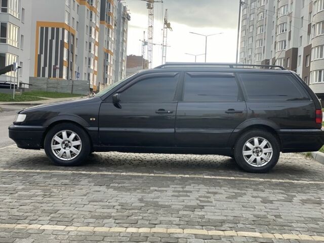 Черный Фольксваген Пассат Вариант, объемом двигателя 1.8 л и пробегом 415 тыс. км за 2299 $, фото 4 на Automoto.ua
