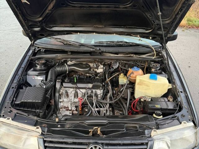 Фольксваген Пассат Вариант 1994 в Ахтырке на Automoto.ua Черный Фольксваген Пассат Вариант, объемом двигателя 1.8 л и пробегом 275 тыс. км за 2450 $, фото 7 на Automoto.ua