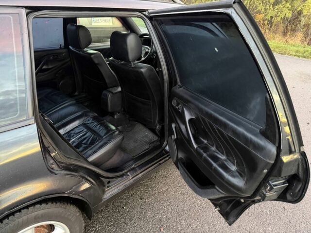 Фольксваген Пассат Вариант 1994 в Ахтырке на Automoto.ua Черный Фольксваген Пассат Вариант, объемом двигателя 1.8 л и пробегом 275 тыс. км за 2450 $, фото 9 на Automoto.ua