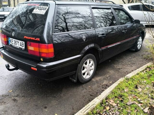 Чорний Фольксваген Пассат Варіант, об'ємом двигуна 2 л та пробігом 300 тис. км за 2800 $, фото 3 на Automoto.ua