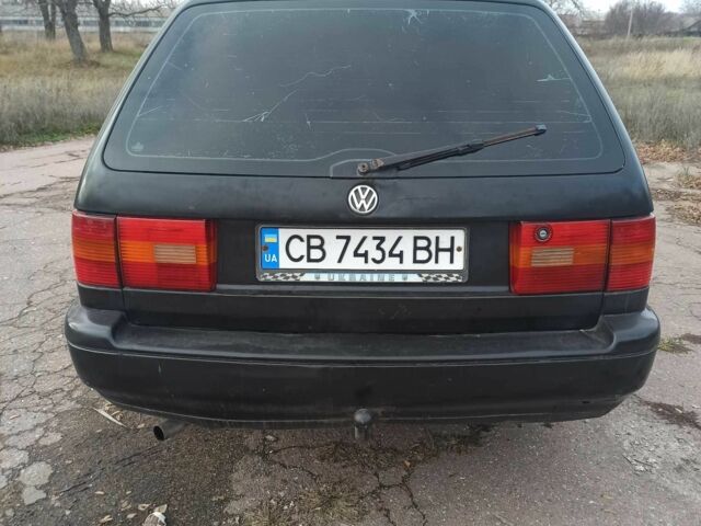 Черный Фольксваген Пассат Вариант, объемом двигателя 1.8 л и пробегом 1 тыс. км за 1650 $, фото 14 на Automoto.ua