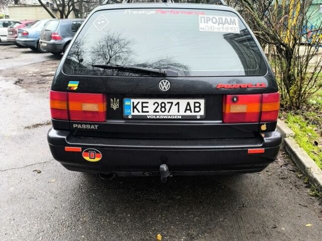 Чорний Фольксваген Пассат Варіант, об'ємом двигуна 2 л та пробігом 300 тис. км за 2800 $, фото 4 на Automoto.ua