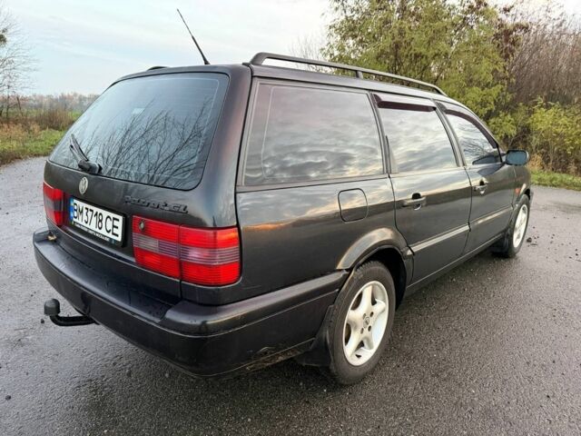 Фольксваген Пассат Вариант 1994 в Ахтырке на Automoto.ua Черный Фольксваген Пассат Вариант, объемом двигателя 1.8 л и пробегом 275 тыс. км за 2450 $, фото 3 на Automoto.ua